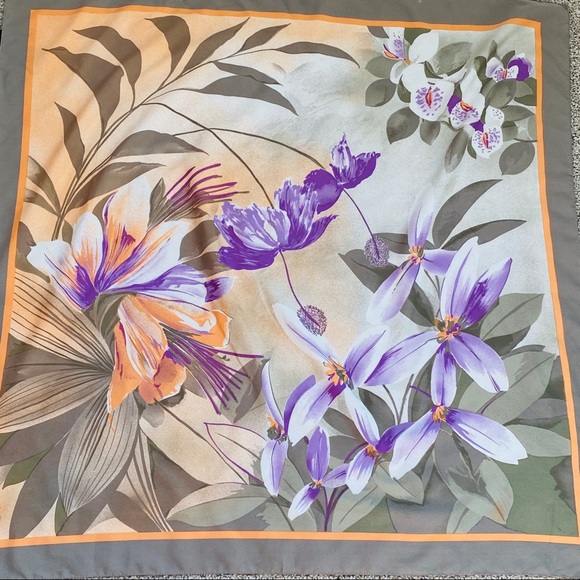 Large Square Flower Print Versatile Wear Vintage Scarf - Picture 7 of 9